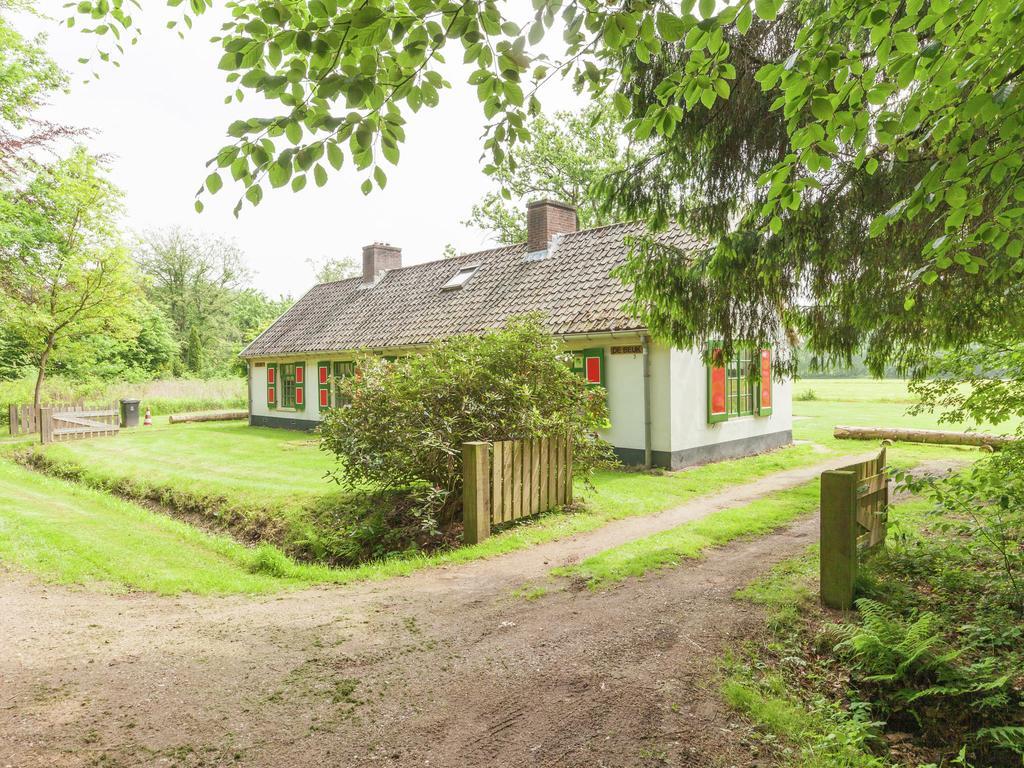 Cozy Holiday Home Near Forest In Baarn Dış mekan fotoğraf